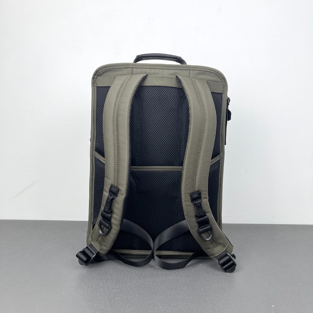 Luxury Mens Brief Backpack Bal - đánh giá và giá Laptop Backpack 15.6